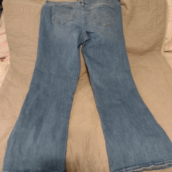 American Eagle Ne(x)t Level Stretch Favorite Boyfriend Jeans size 16L - Picture 5 of 5